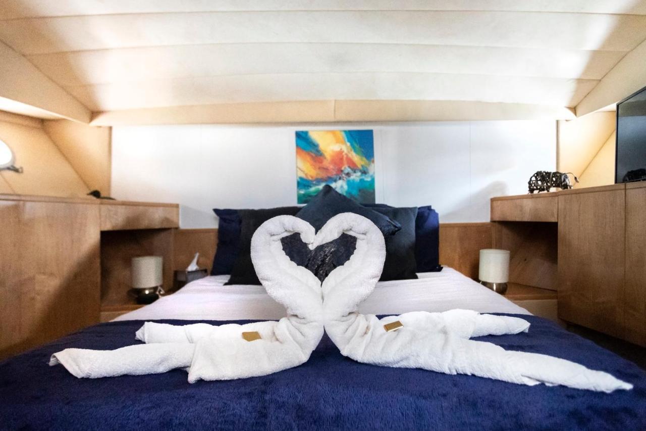 Eucala Motor Yacht Hotel East Molesey Kültér fotó