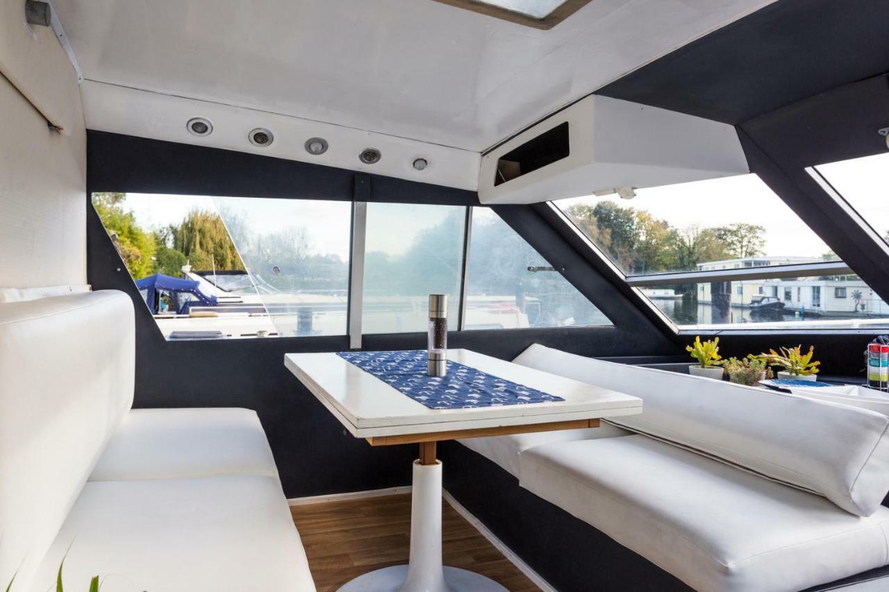 Eucala Motor Yacht Hotel East Molesey Kültér fotó
